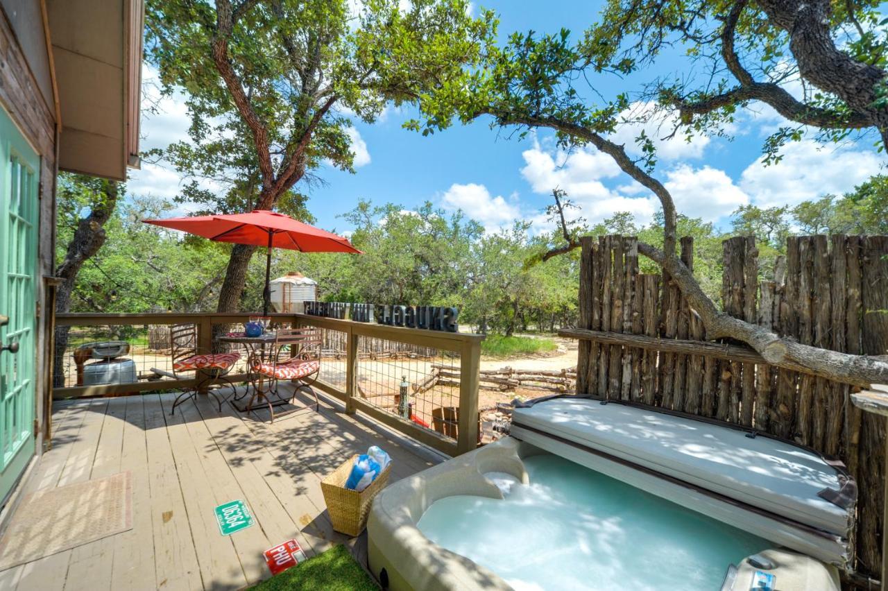 Snuggle Inn Wimberley Cabin With Fire Pit And Deck Exteriér fotografie