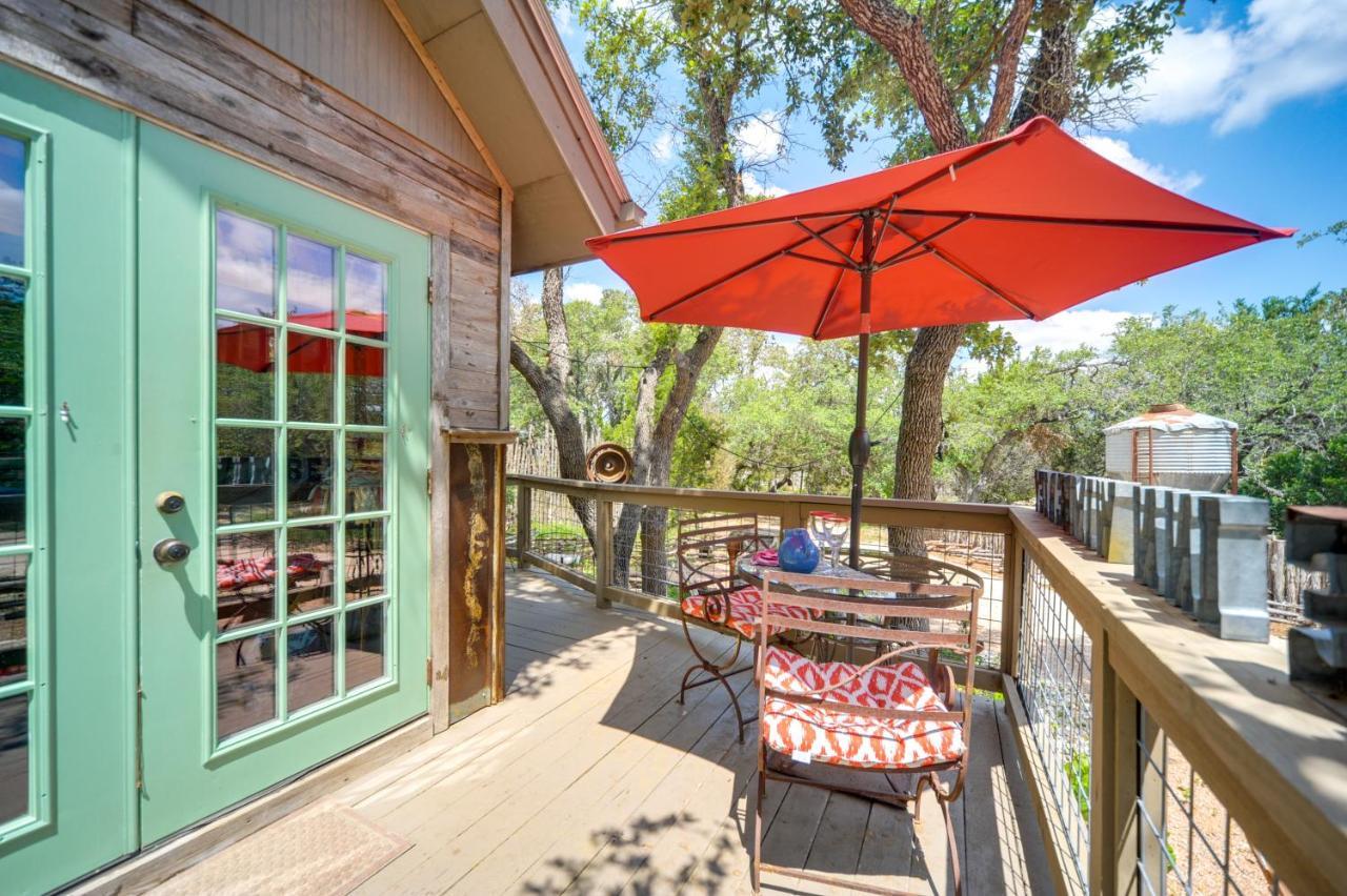 Snuggle Inn Wimberley Cabin With Fire Pit And Deck Exteriér fotografie