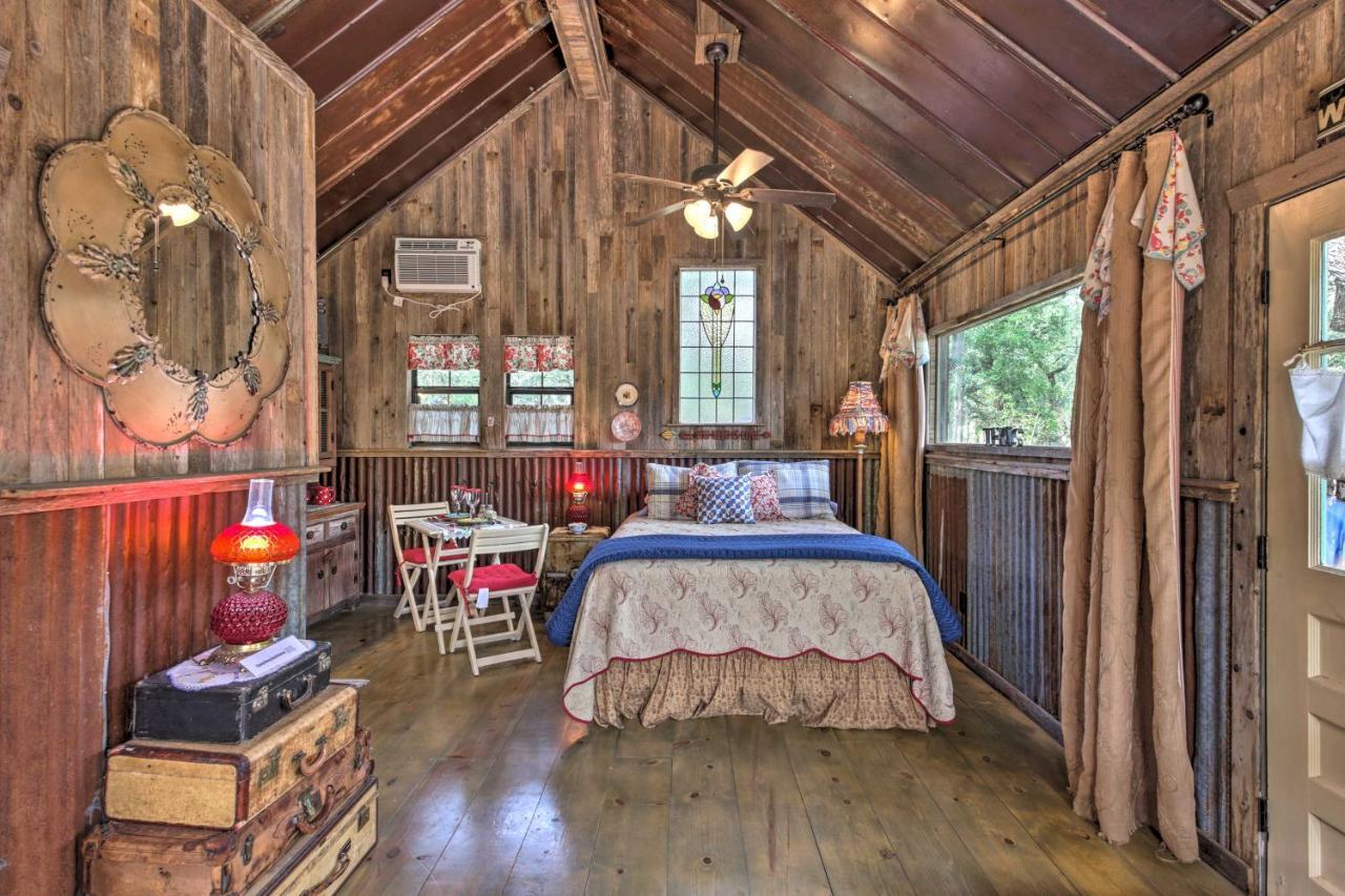 Snuggle Inn Wimberley Cabin With Fire Pit And Deck Exteriér fotografie