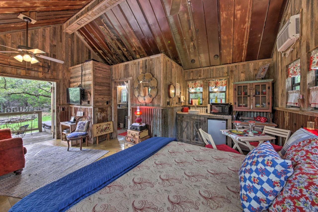 Snuggle Inn Wimberley Cabin With Fire Pit And Deck Exteriér fotografie