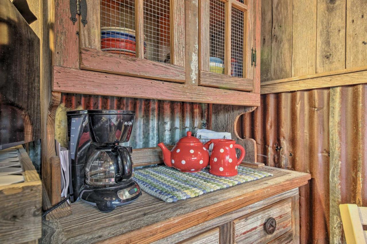 Snuggle Inn Wimberley Cabin With Fire Pit And Deck Exteriér fotografie